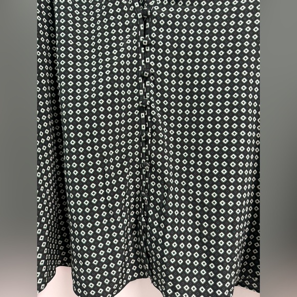 Veronica Beard Dark Green Geometric Blouse Sz 6 - Picture 6 of 12